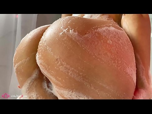 ❤️ Brunetė masturbuoja putytę su vibratoriumi iki intensyvaus orgazmo duše ️❌ Kokybiškas porno prie mūsų lt.makesexnotwar.ru